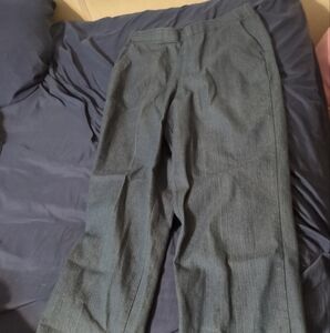 Laura Scott Comfort waist jeans size 14 with pockets in the front